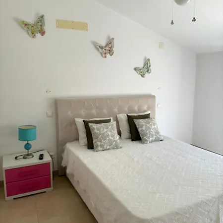 Ocean Breeze Guesthouse Daire *