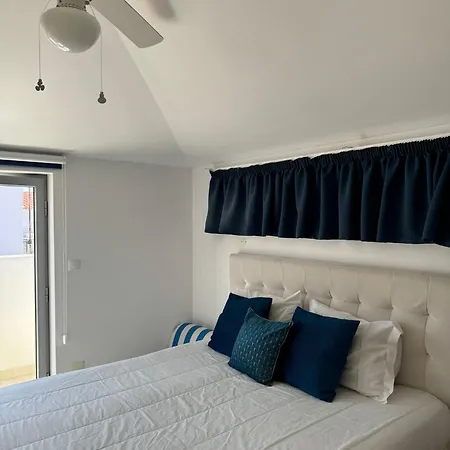 Ocean Breeze Guesthouse * Ναζαρέ